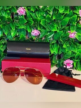 READ New Cartier Aviator Sunglasses Tumbler Bag Charm Marc Jacobs Bracelet Show